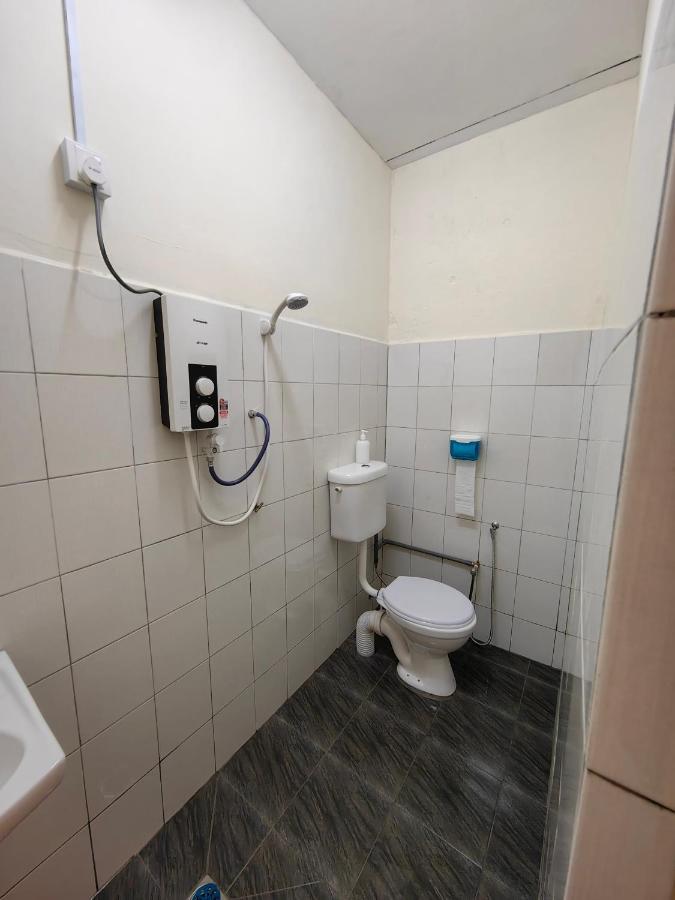 Ww Hostel 22A Private Shower 조지타운 외부 사진